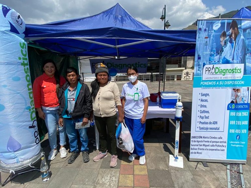 Jornada comunitaria de prevención con miembros de la comunidad